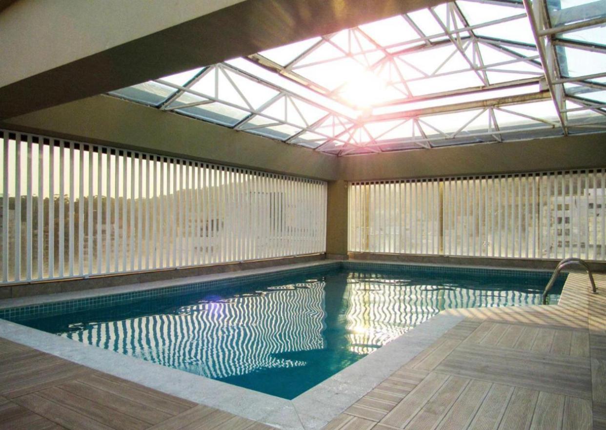 2 Dorm L Piscina L Sauna L Garagem L 200M Da Praia Das Pitangueiras Guarujá Exterior foto