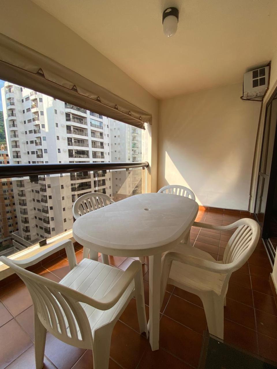 2 Dorm L Piscina L Sauna L Garagem L 200M Da Praia Das Pitangueiras Guarujá Exterior foto